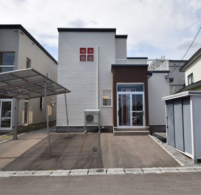 ホッとする温かみのある家 築浅リフォーム済 北斗市大工川